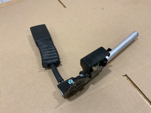 Mercedes clk seat belt - mercedes,