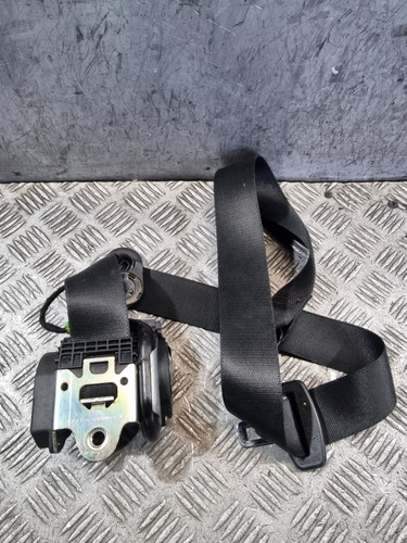 Mercedes viano seat belt - mercedes,