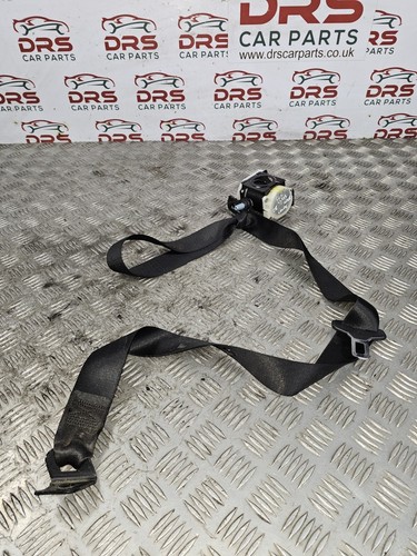 Mercedes clc seat belt - mercedes,